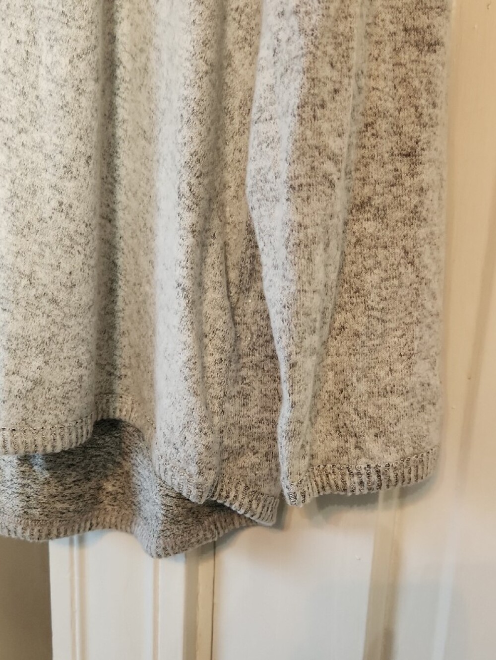 Cupio Light Gray V-Neck Hooded Pullover - Picture 5 of 5